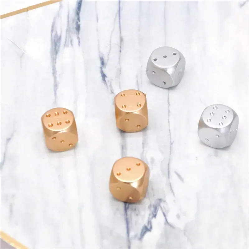 Upscale Pure Silver Gold Color Aluminium Alloy Dices Exquisite Box Dominoes Game Camping Poker KTV Bar Party Props Dice Set
