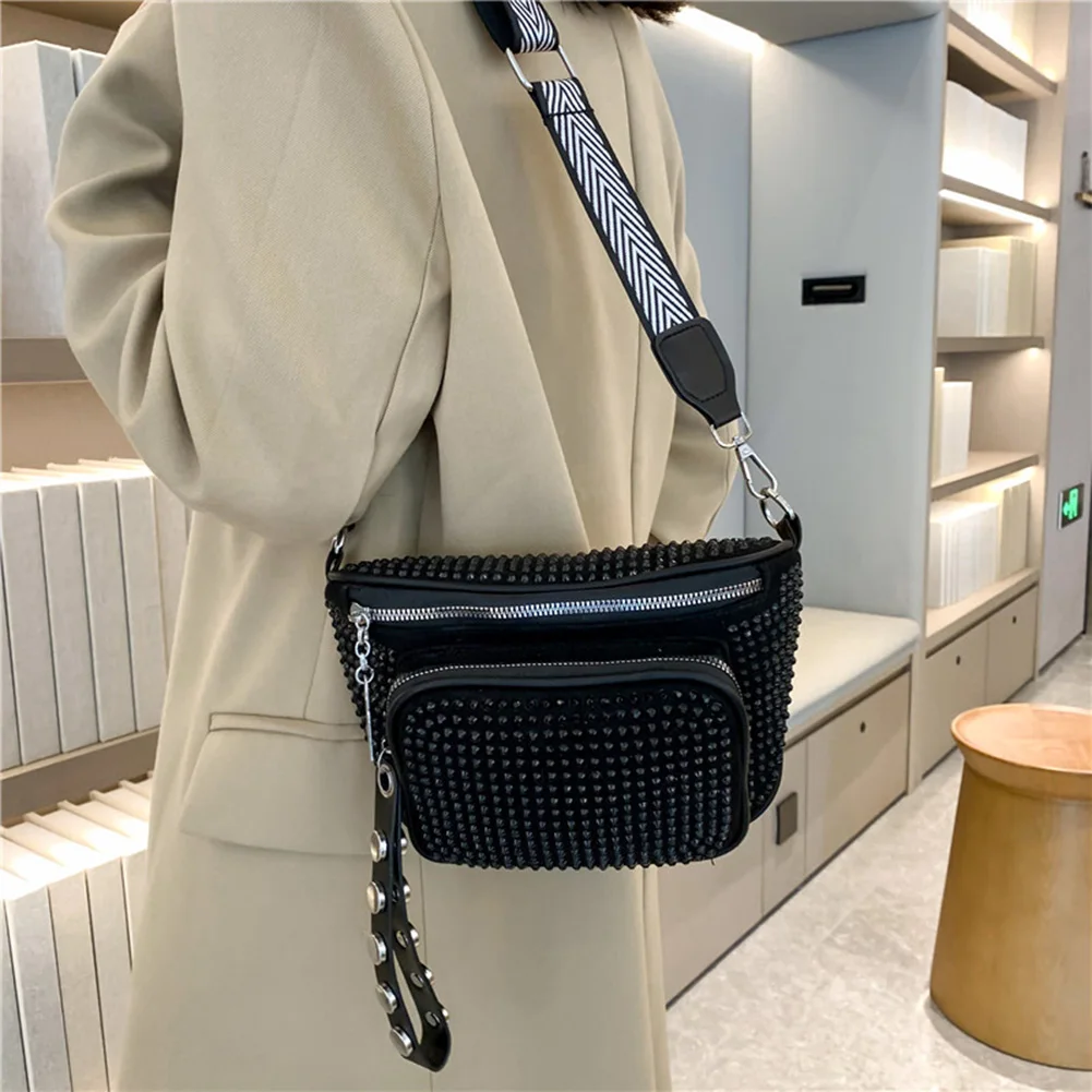 ショルダーバッグ・ポシェット DIAMOND BELTED SHOULDER BAG ショルダーバッグ バッグ leather big belt shoulder bag／PU太
