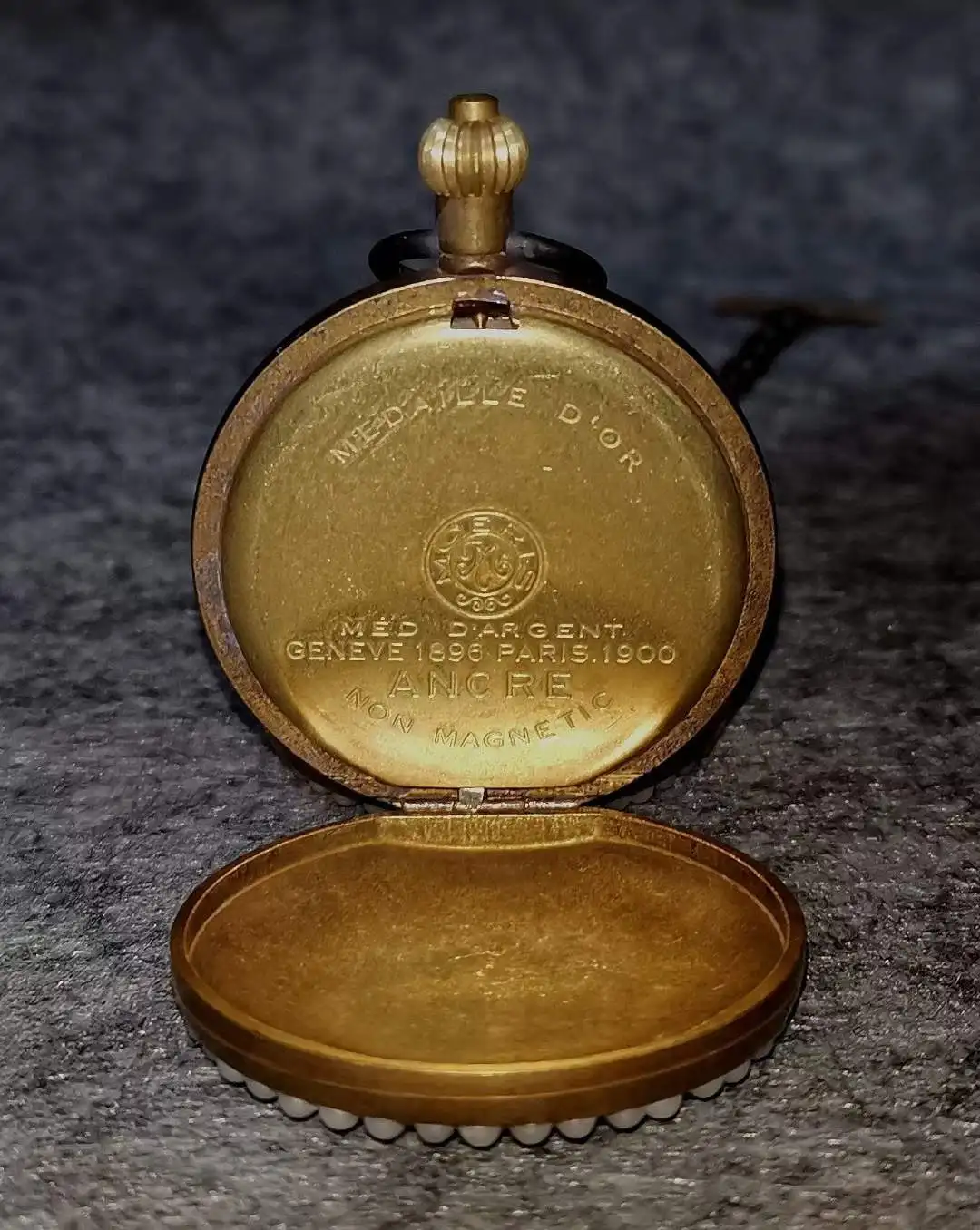 Good Working Function Pocket Watch Diameter 5cm double opening mechanical clock weight 1125 grams
