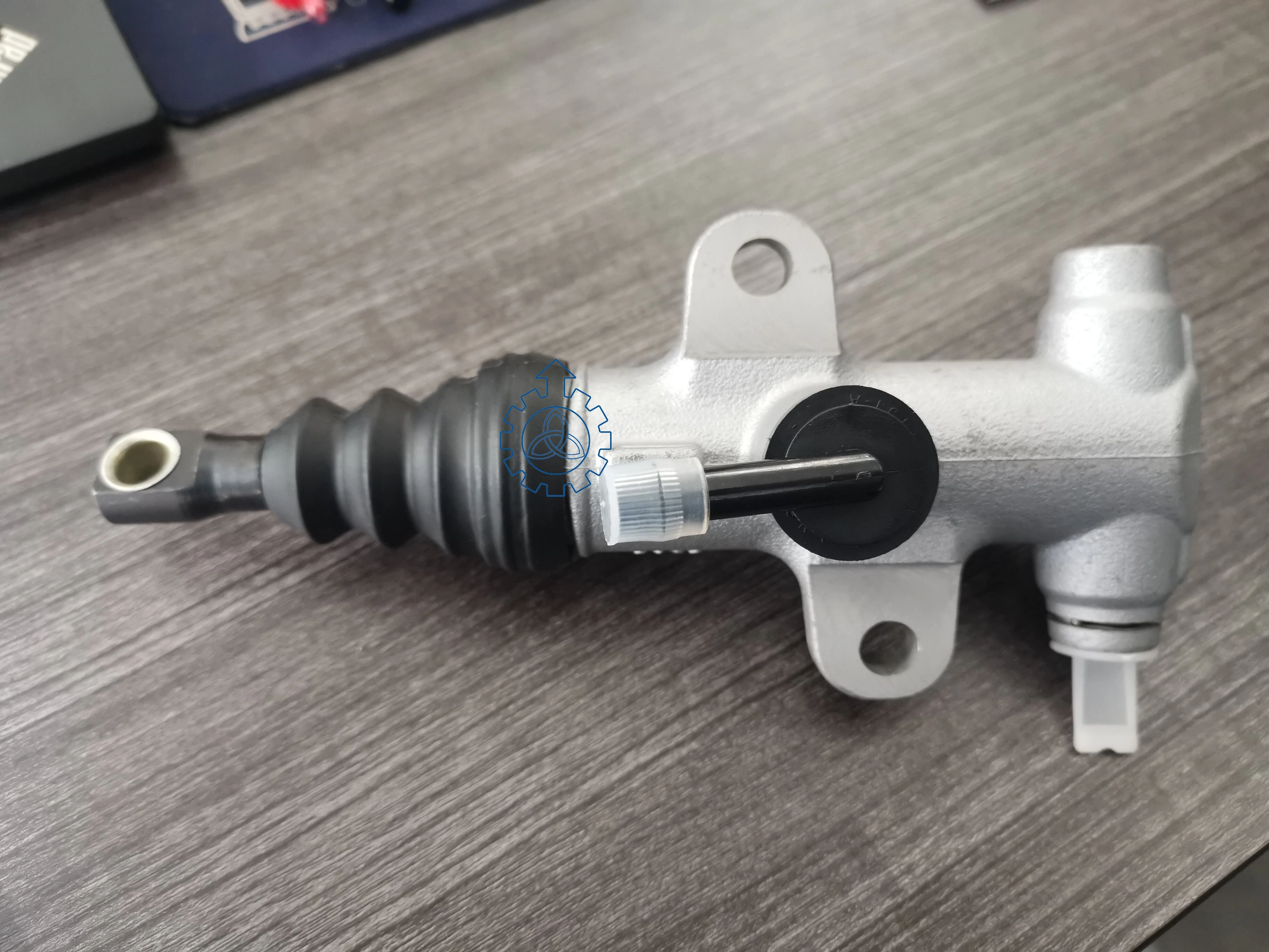 Euro6 Truck Clutch Master Cylinder 2424254 KA1000629323 - AliExpress