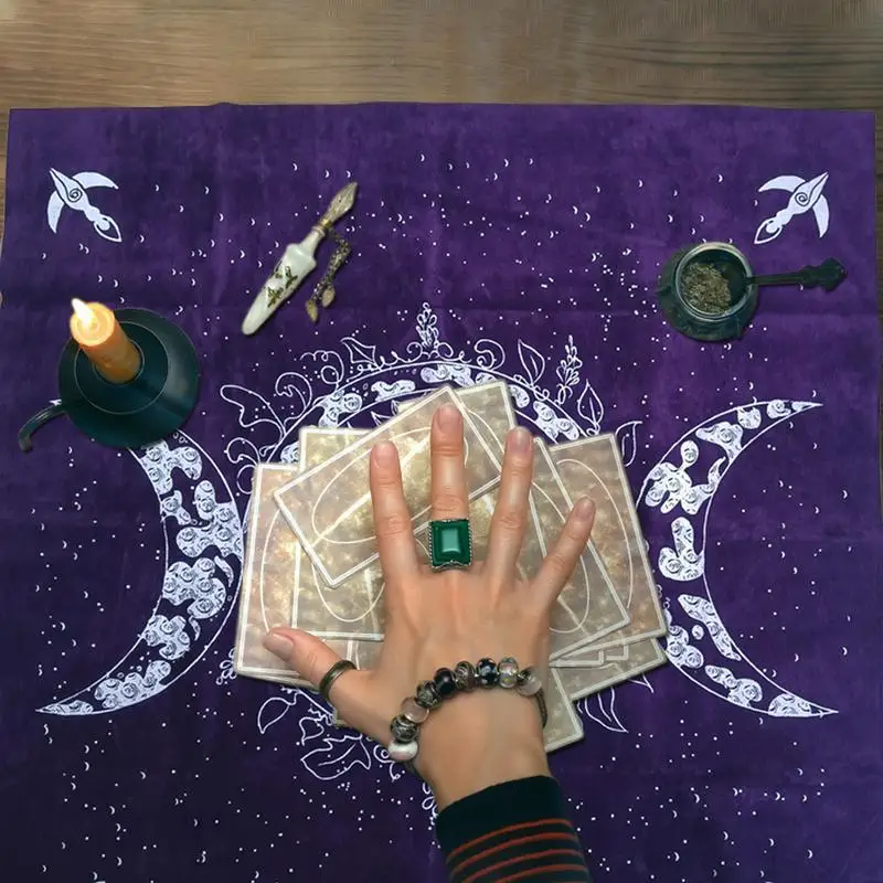 

Tarot Tablecloth Square Shape Flannel Bedroom Triple Moon Goddess Table Cloth Wall Hanging Playing Card Mat Home Decor Accessory