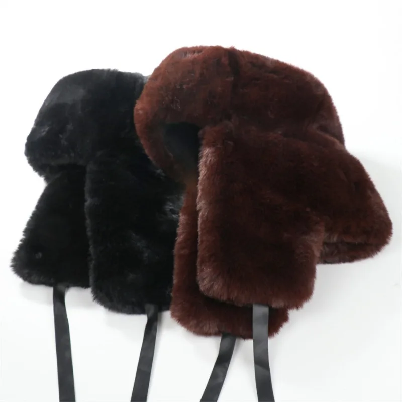 Russian Bomber Cap Outdoor Warm Earmuffs Men and Women Universal Winter Ski Caps Military Badge Thickened Hats