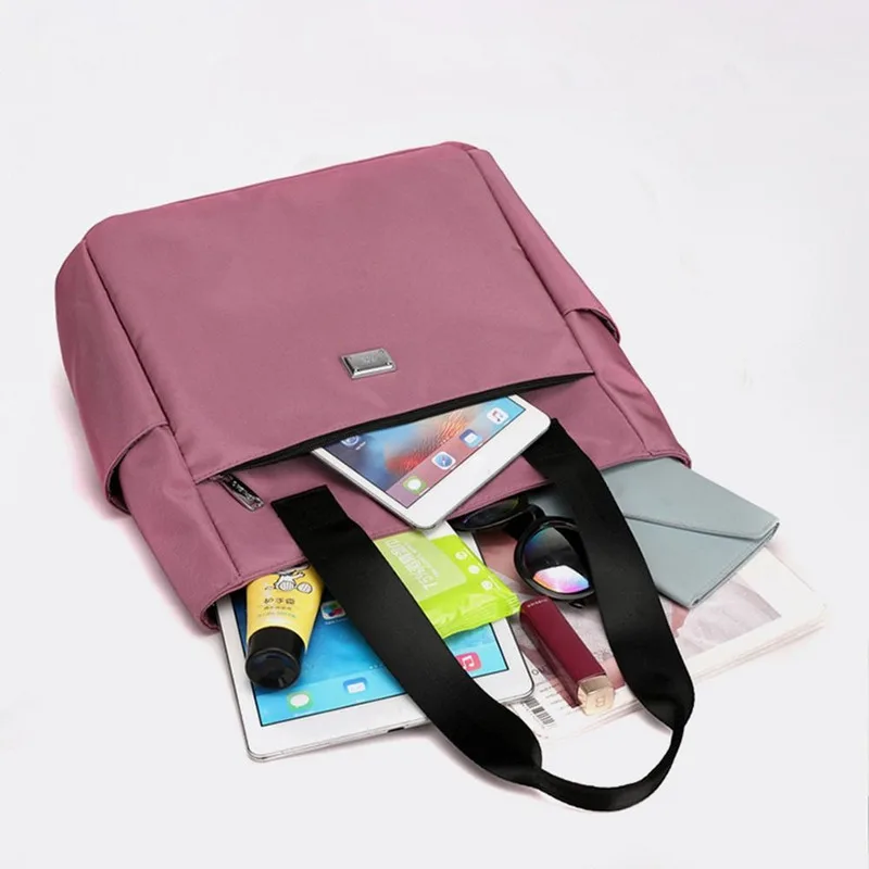 2024 Nylon Large Capacity Shoulder Bag Lightweight Tote Bags Waterproof Handbag For Work School And Travel High Quality