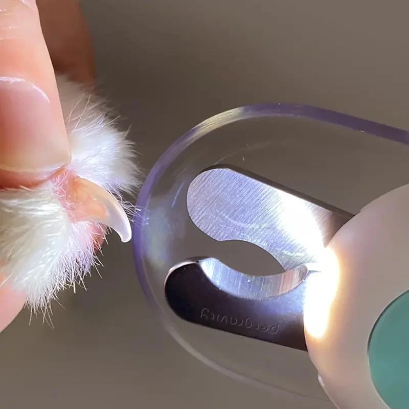 Pet Nail Clippers LED Lights Stainless Steel Scissors Professional Safe Dog Nail Clippers Cat Claw Cleaning Supplies