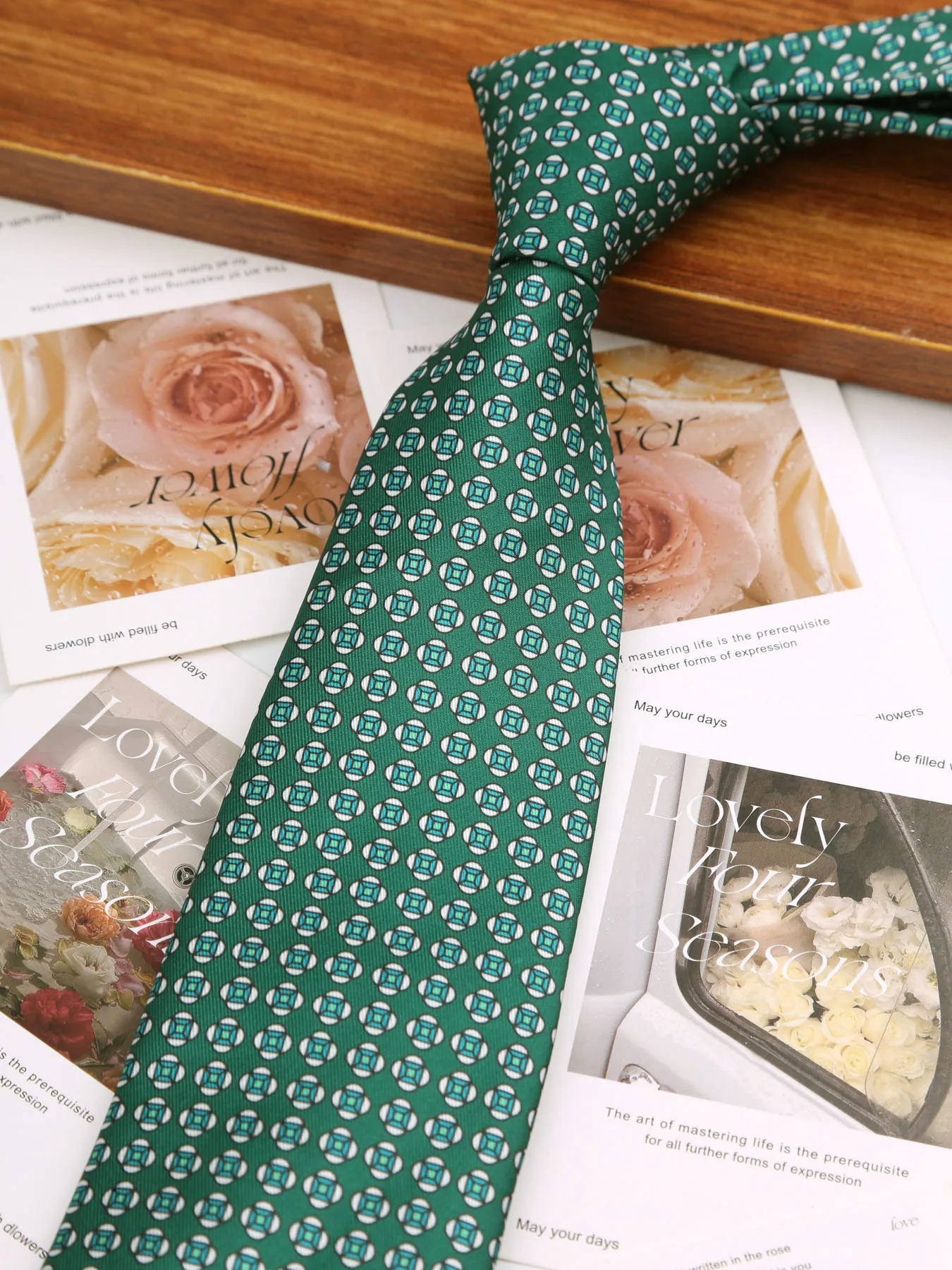 8 cm Wide Print Ties For Men Women Plaids Printing Neck Tie For Wedding Business Groom Neckties Fashion Men's Flower Neck Tie
