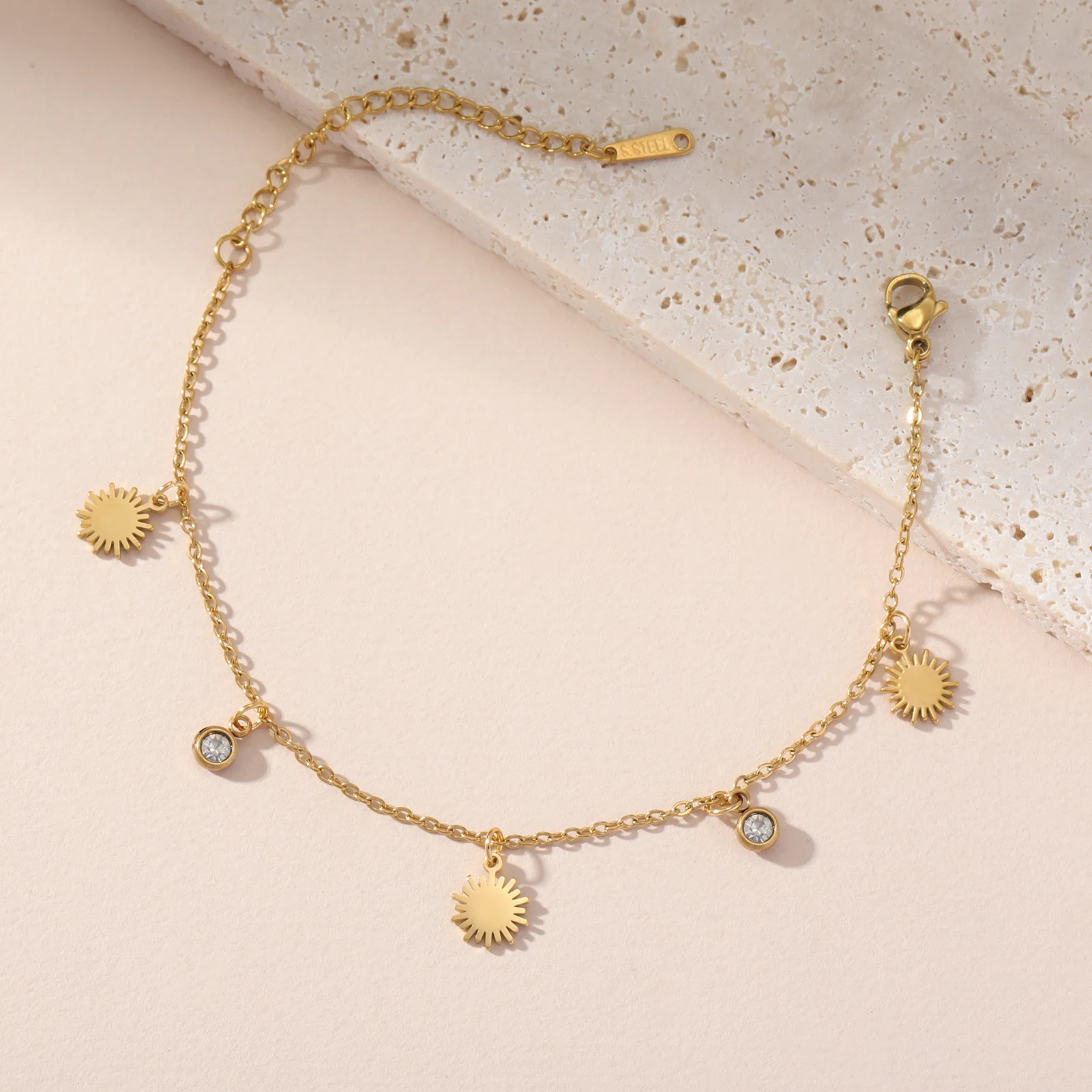 Skyrim 태양 투명 지르콘 참 팔찌, 스테인레스 스틸, 여성용 손 팔찌, 패션 보헤미안 주얼리, 발렌타인 데이 선물 