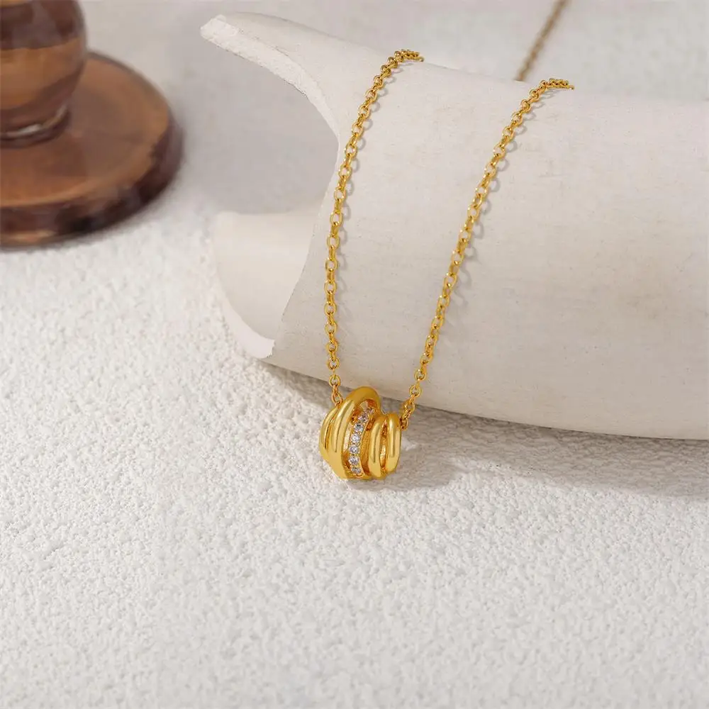 Classic Tiny Polycyclic Pendant Neckalce for Women Stainless Steel Zircon Golden Metal Chain Clavicle Choker Party Gifts Collar