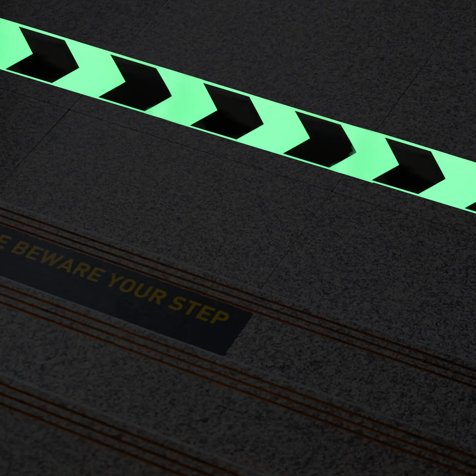 1 롤 빛나는 애완 동물 화살표 테이프 바닥 벽용 빛나는 방향 안전 스티커 야외 실내 위험 경고 마킹 접착제