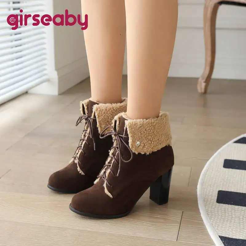 

Girseaby Womens Boots Shaft 11cm Round Toe Flock Block Heels 8.5cm Lace-up Large Size 34-47 Warm Fur Winter Daily Shoes S4249