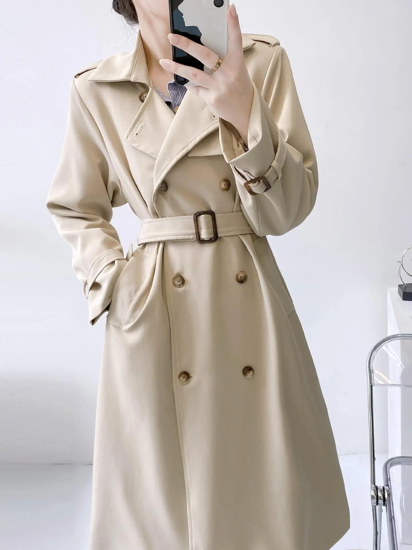 

Женский двубортный длинный Тренч APIPEE, классическое ветрозащитное пальто с отложным воротником и длинным рукавом и поясом