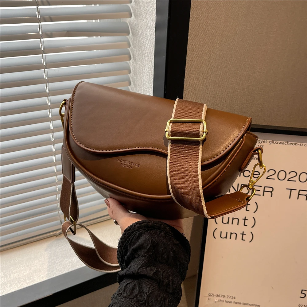 

Маленькие сумки Hifashion через плечо в стиле ретро для женщин, 2023, модные роскошные дизайнерские дамские сумочки из искусственной кожи на широком ремешке