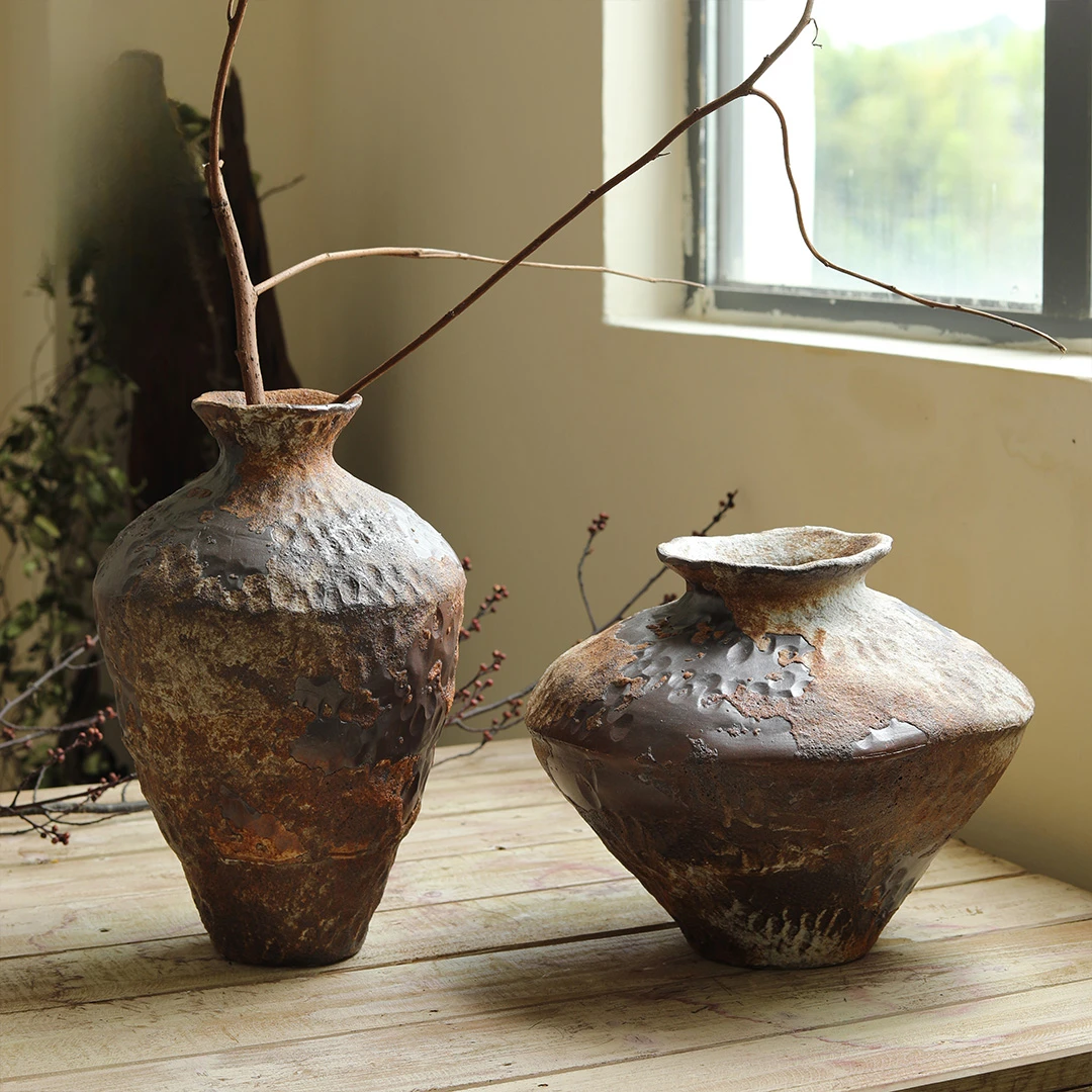 

The product can be customized.Ceramic stoneware vase, quaint zen clay pot, vintage ornaments, handmade homestay