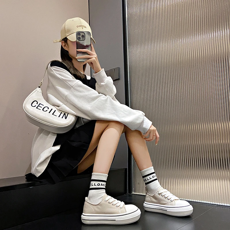 Canvas Shoes Women 2023 Spring New Thick Heel Board Shoes Retro All Match Casual Women Shoes