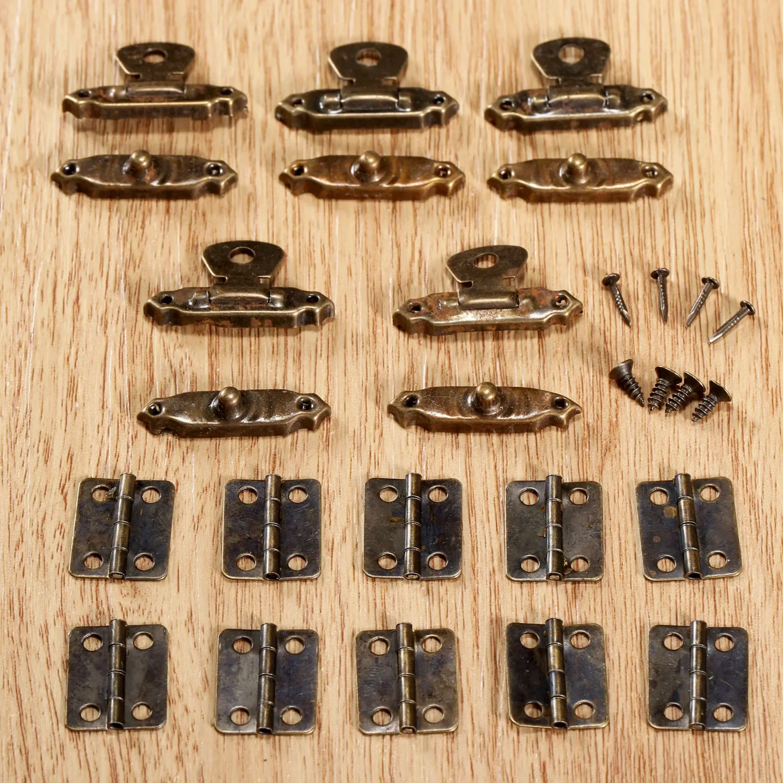 15pcs/lot Antique Bronze Round Hinges Iron Decorative Vintage + Latch Hasps Jewelry Box Toggle Lock Furniture Hardware Home Deco