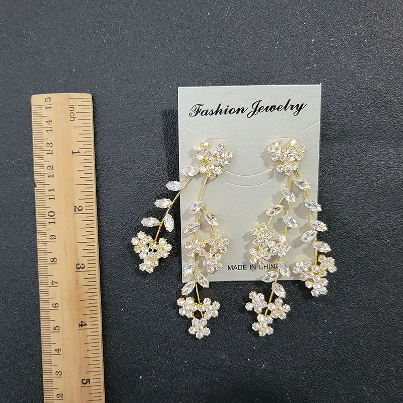Floralbride Alloy Prong Setting Cubic Zircon Flower Leaf Earrings Bridal Wedding Chandelier Earrings Women Party Dangle Earrings