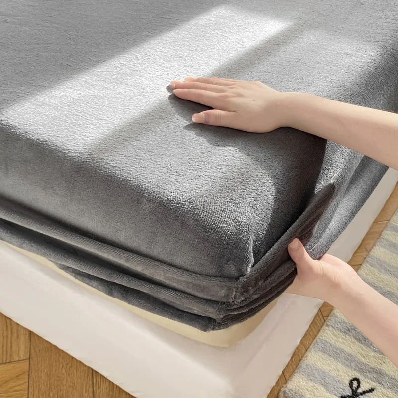 Autumn Winter Warm Fitted Bed Sheet Flannel Soft Comfortable Queen Bed Sheets Thicked Coral Fleece Mattress Cover Plush Bedsheet 2