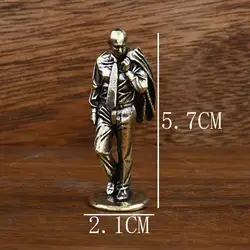 Elegant Brass Male Figurine in Suit - Retro Handsome Man Home Decor Accessory (Brass)