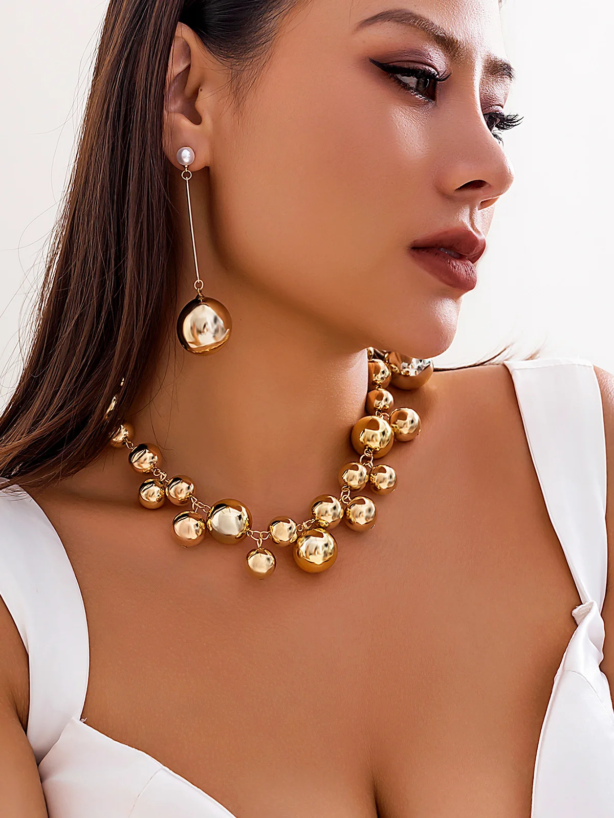 Trendy CCB Ball Jewelry Set for Women - Statement Necklace and Earrings with Exaggerated Beaded Design /vestes novas