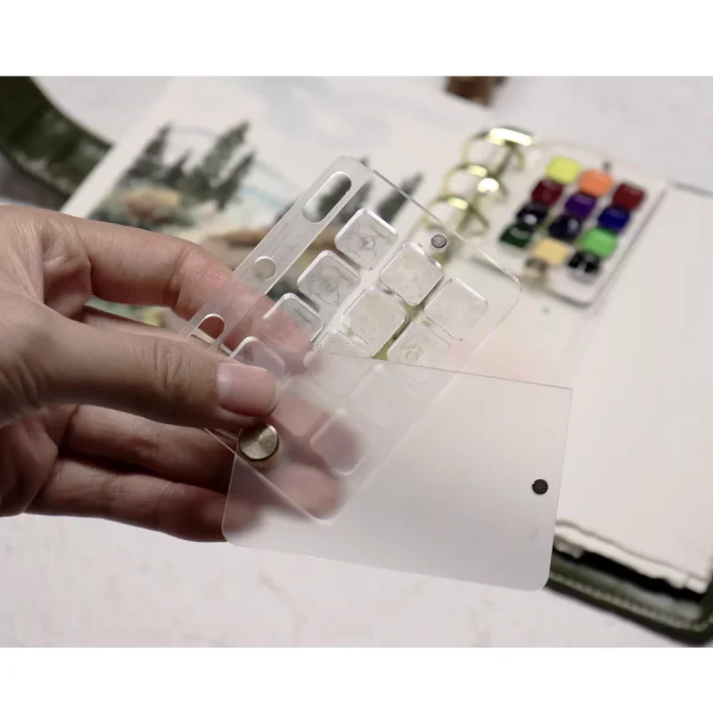 Acrylic ultra-thin watercolor dispensing box Outdoor sketching portable paint tray Suitable for A5 A6 A7 A8A9 looseleaf handbook