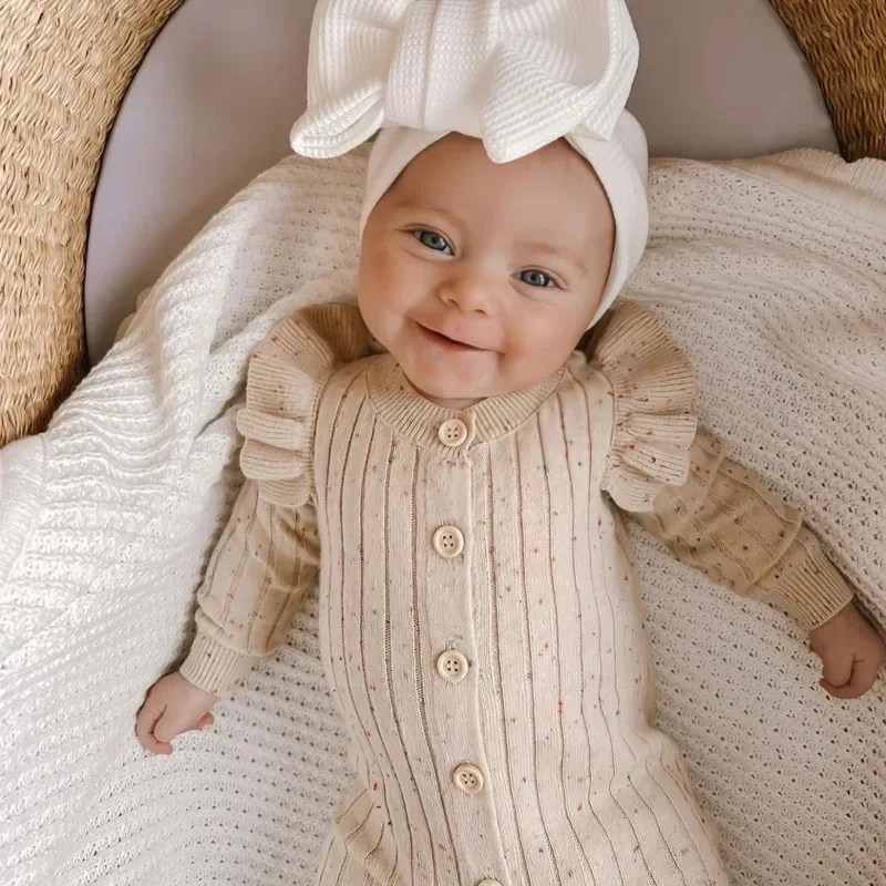 Baby autumn jumpsuit knitted sweater spring and autumn pure cotton jumpsuit crawling clothes wearing autumn newborn clothes