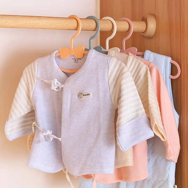 Cute Bow Children's Clothes Hanger Plastic Clothes Hanger For Baby Clothes Jacket Household Thick Drying Clothes Hanger Storage