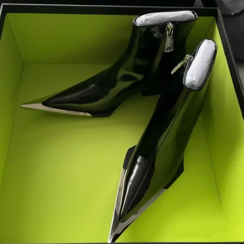 thumbnail image 5 of Botas Chelsea de punta puntiaguda sexys para mujer 2025, tacón grueso, puntera de metal, tacones altos, cremallera lateral, botines negros de diseñador de lujo, 5 of 6