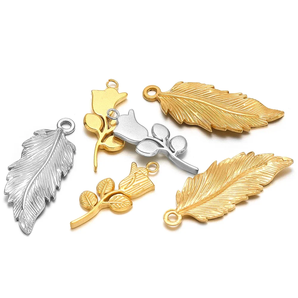 5 Stück Edelstahl Gold Rosen-Blüten-Blätter Anhänger für DIY Schmuck Damen Halskette Armband Ohrringe Herstellung