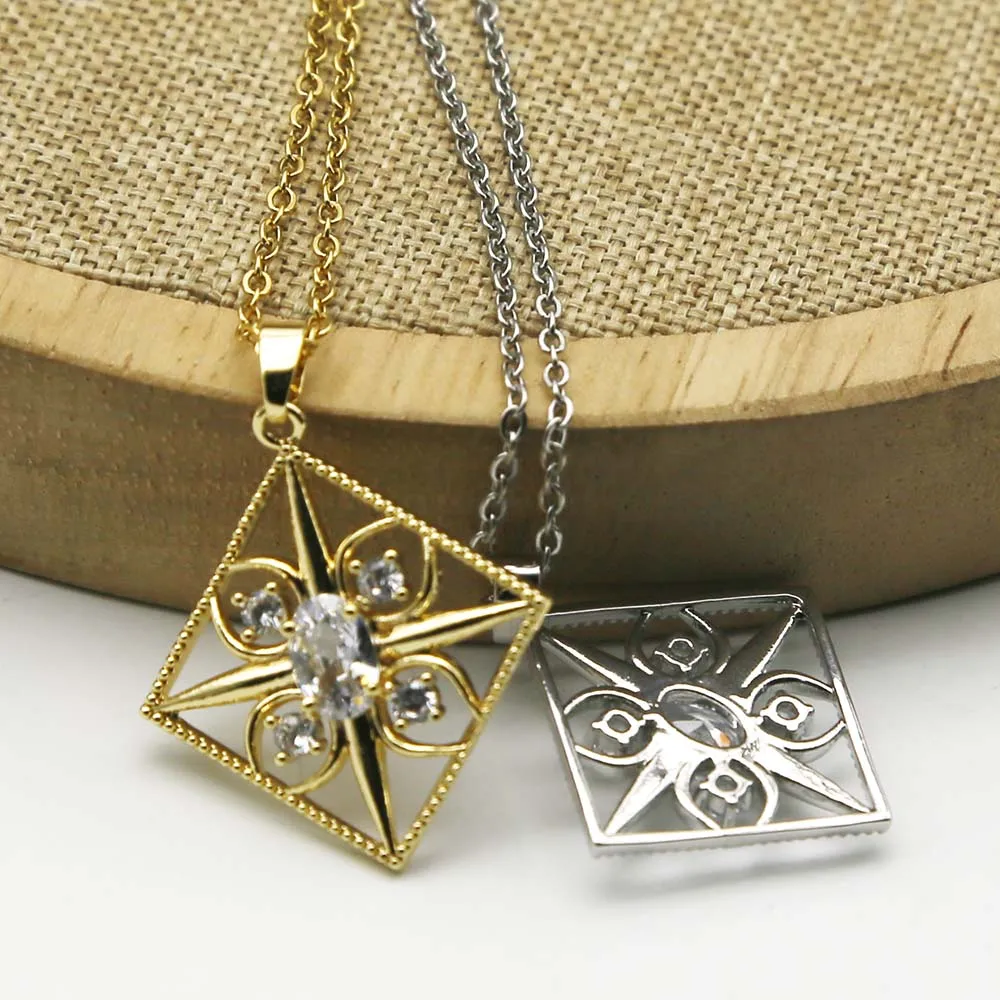 Retro Simple Stainless Steel Diamond Pendant Necklace Design Sense Temperament Light Luxury Women Clavicle Chain Fashion Jewelry