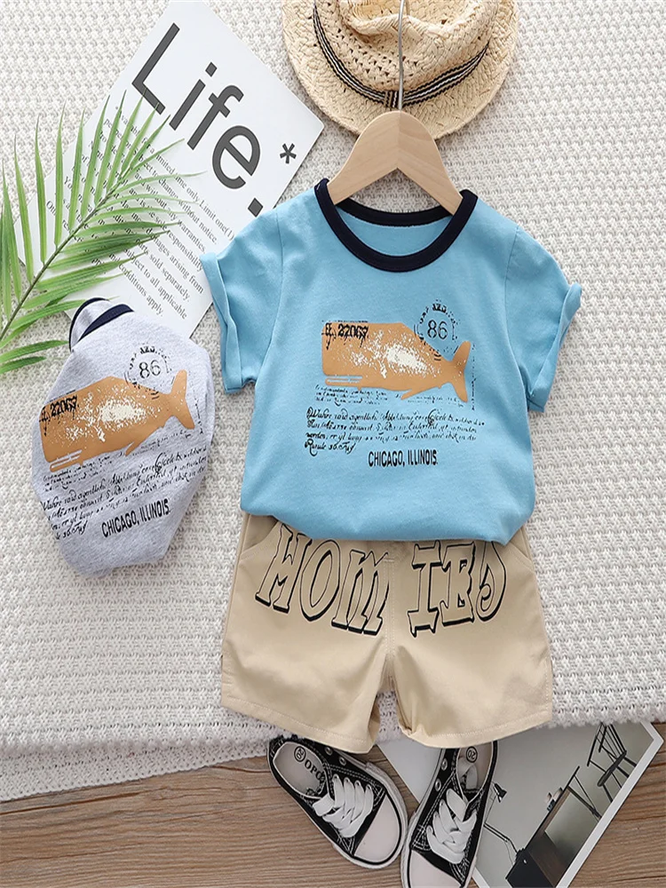 

Летний новый товар, Детский комплект, Корейская версия, модные повседневные шорты с коротким рукавом и надписью в виде дельфина, комплект из двух предметов