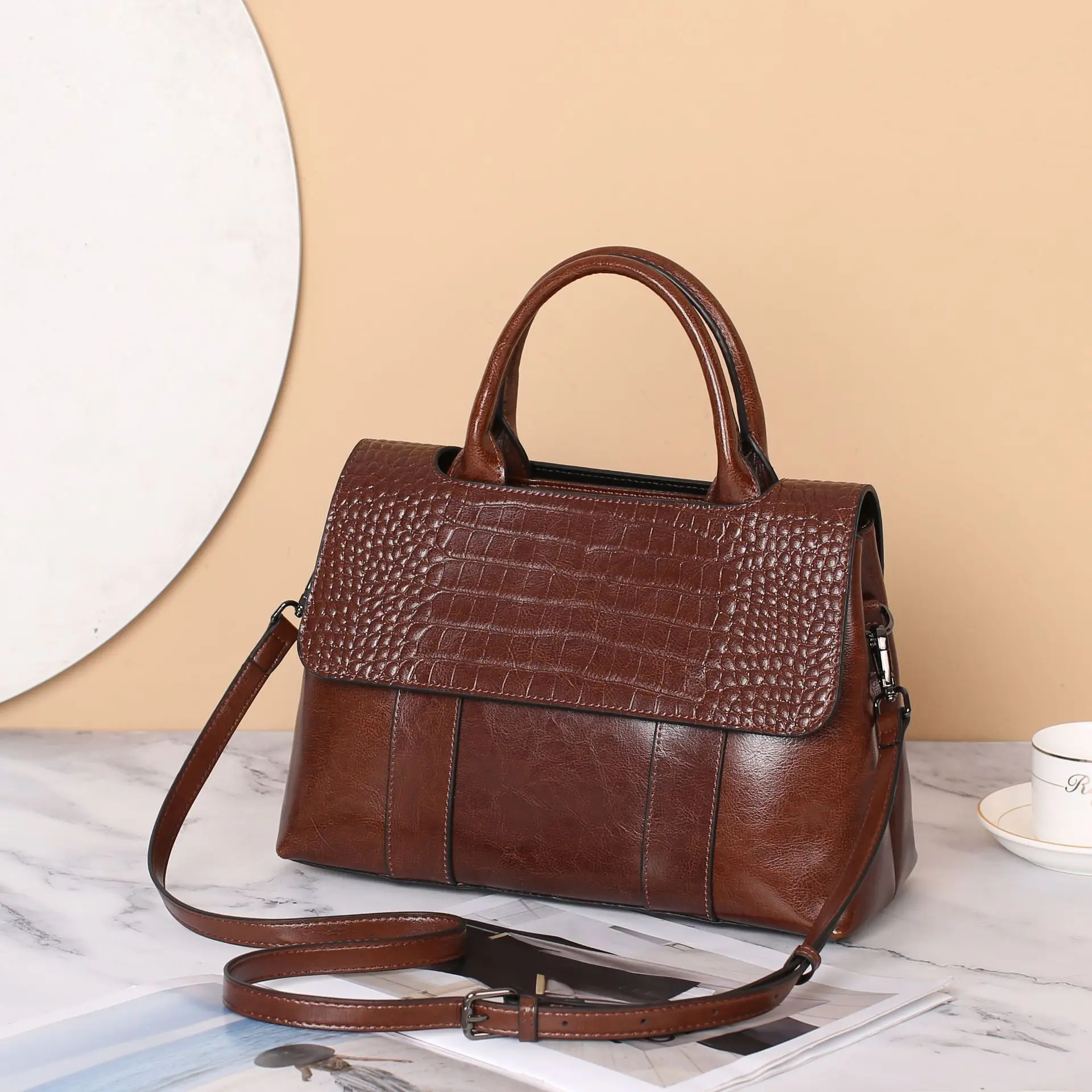 

Genuine Leather Bag Women's Bag 2023 Handbag Large Capacity Crocodile Pattern Women's One Shoulder Crossbody Bag