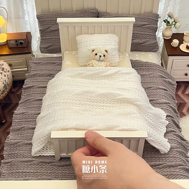 1/6 1/12 Doll House Model Furniture Accessories Bed Bedside Table