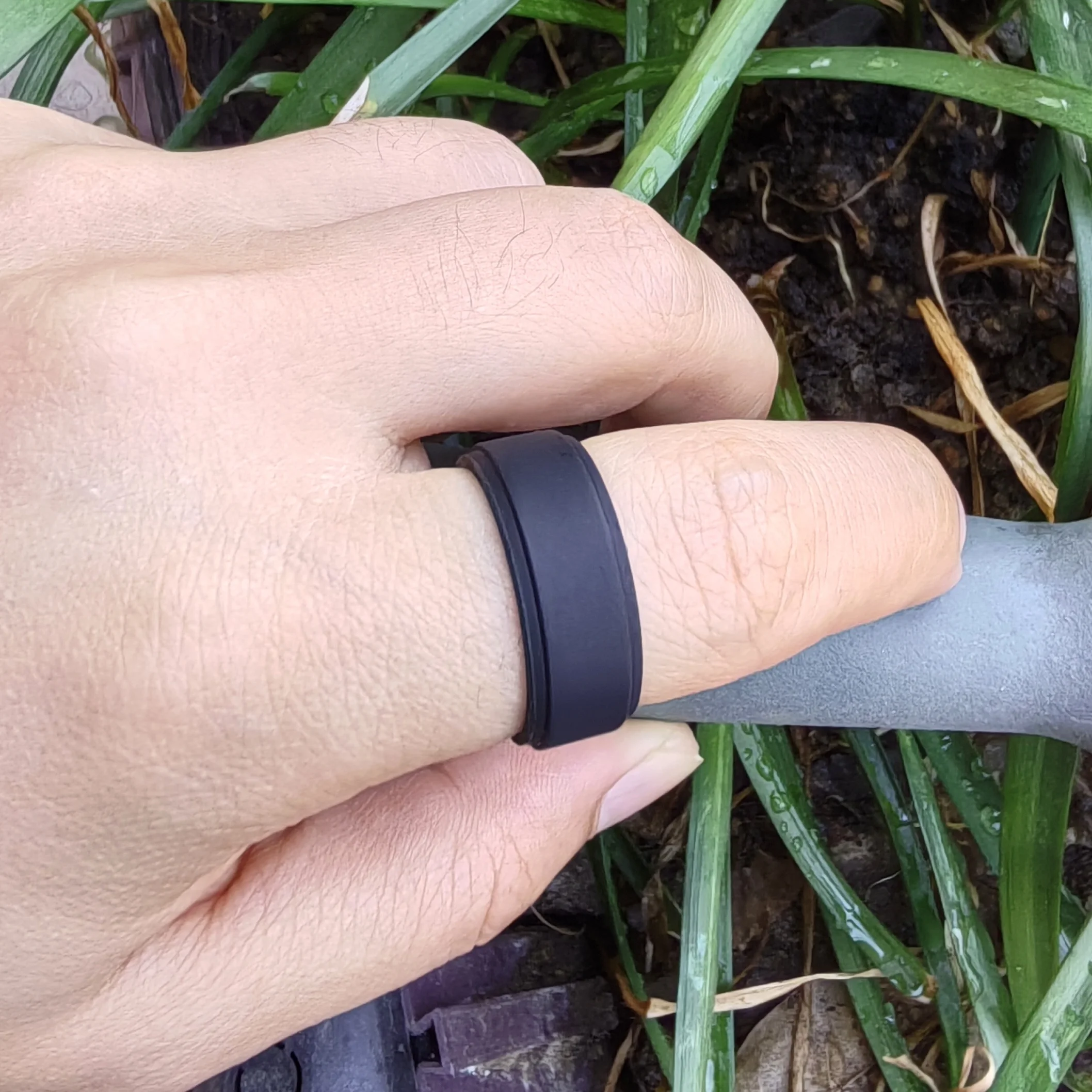 4 teile/satz Sportliche Silikon Ringe Hypoallergenität männer Finger Ring Vater Geschenk für Outdoor-Sport und Spielen Ball – Detail 10