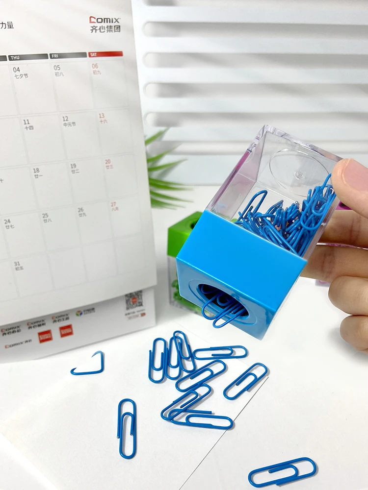 

Comix Paper Clips 80pcs with Magnetic Dispenser Box Dest Top Office Stationary