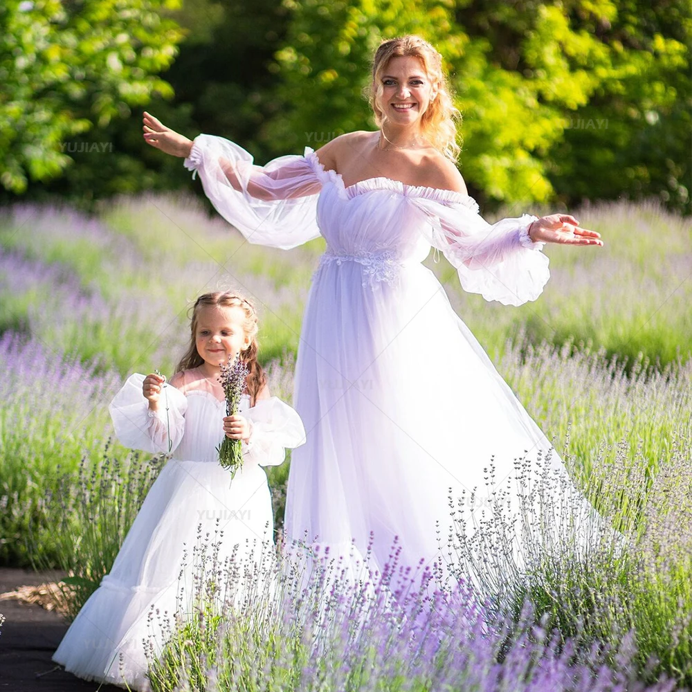 

White Mommy and Me Matching Wedding Dress Off Shoulder Tulle Gown Mother Daughter Photoshoot Birthday Party Girl Princess Dress