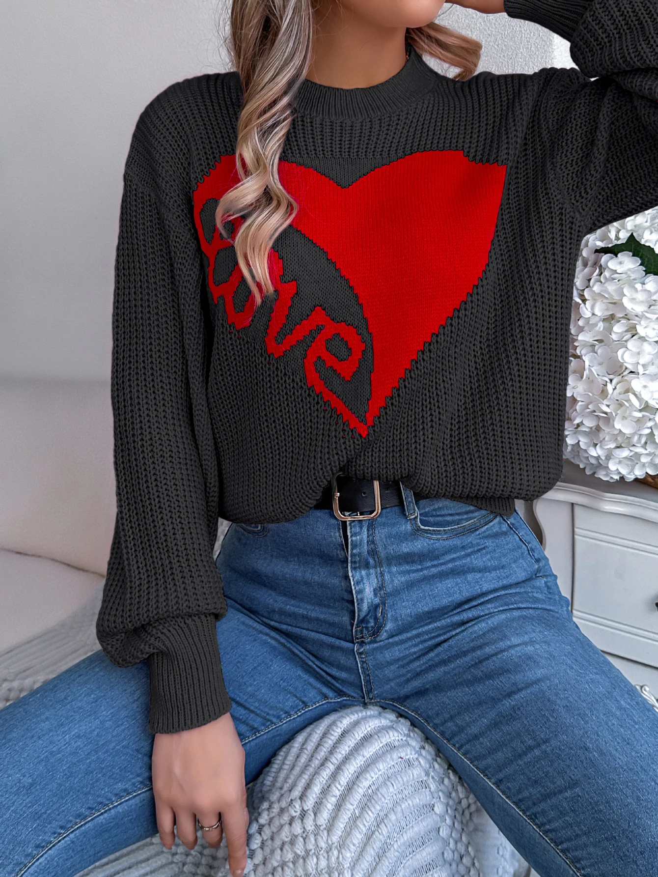 Women Knitted Sweater Heart Pattern Round Neck Long Sleeve