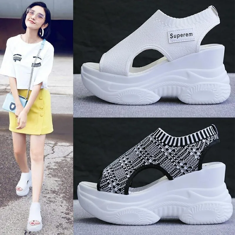 

Fish Mouth Style Outwear 2024 Women's Summer New Thick Sole Slope Heel Fashion Sponge Cake Popular Sports Sandals