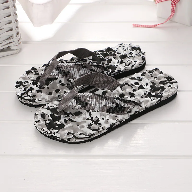 Beach Slippers Summer Male Footwear Massage Slippers Beach Sandals Comfortable Casual Flip Flops Men Shoes Chaussure Homme