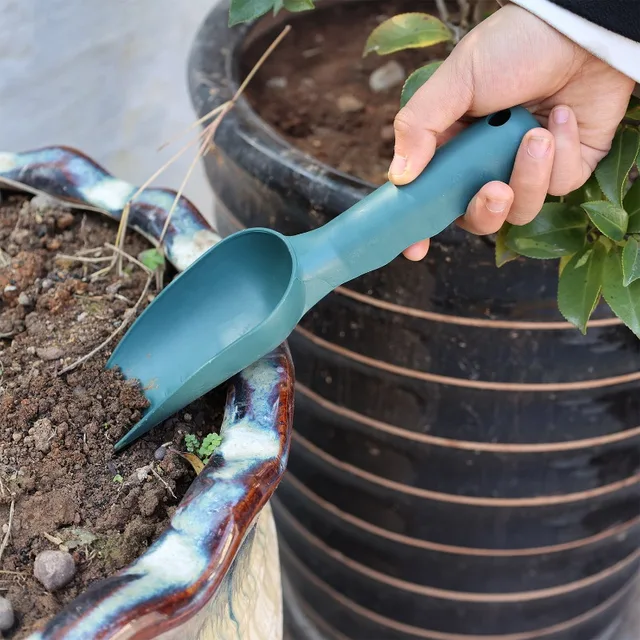 Garden Shovel Plastic Household Soil Shovel Plant Hand Trowels Soil Planting Spade Dig Shovels Cat Litter Spatula Garden Spade 3