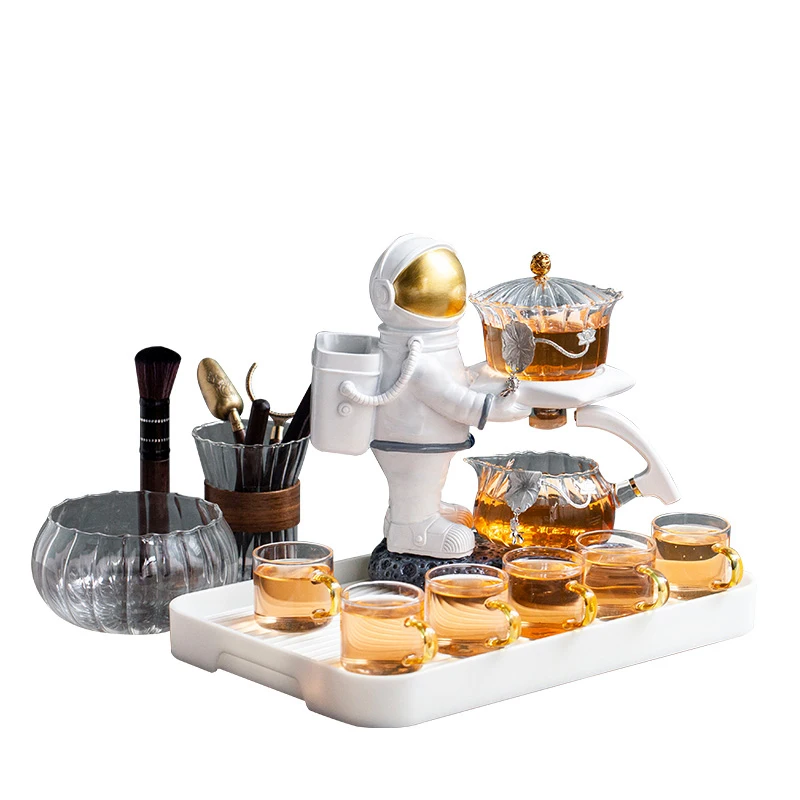 Astronaut Creative Fish Magnetic Glass Teapot Lazy Automatic Tea Making Pu'er Oolong Tea Set Infuser