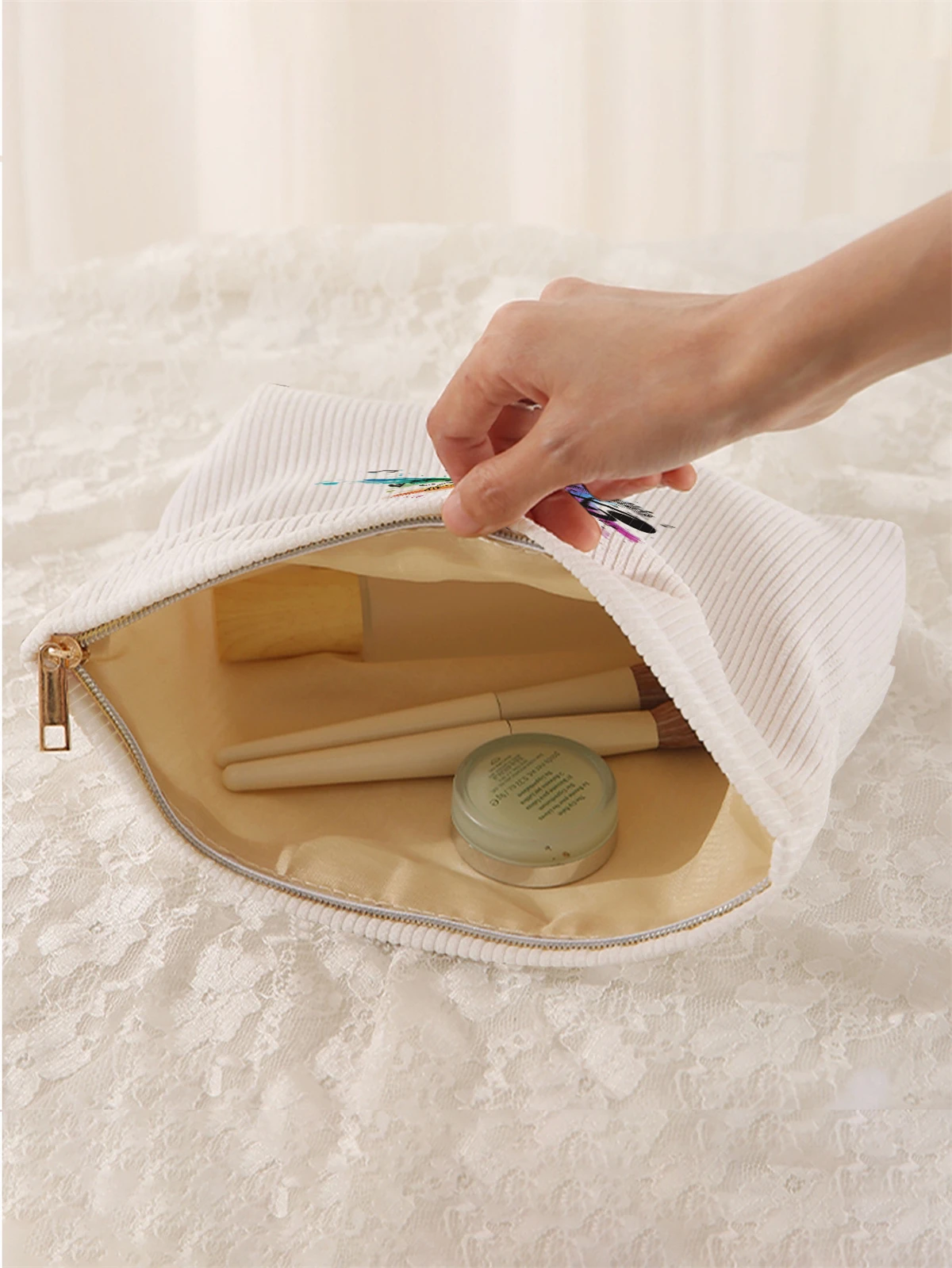 1 note patterned corduroy makeup bag, lightweight zipper makeup storage box, multifunctional bag with lining