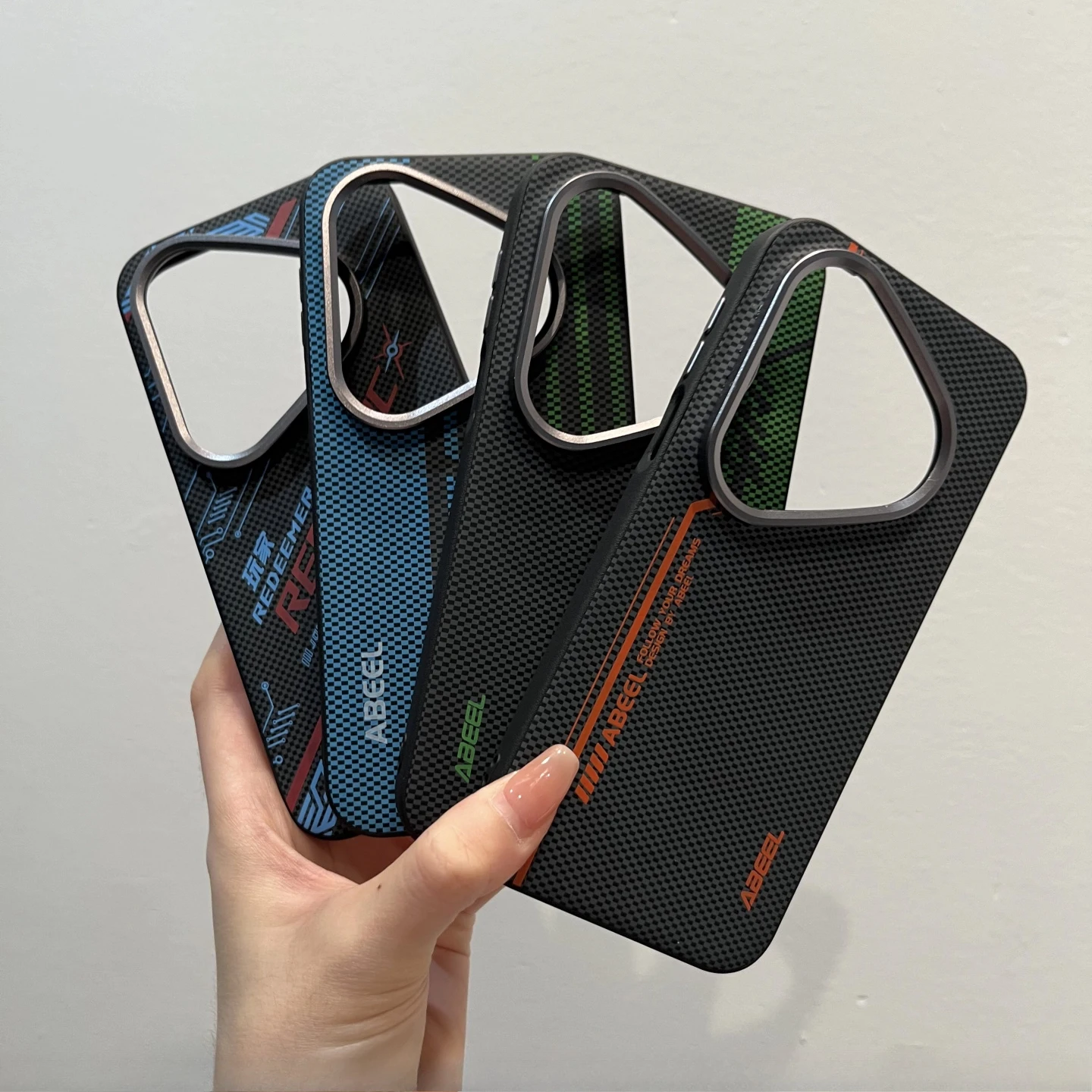 Luxury Magnetic Metal Lens Frame Anti-Fall Cover