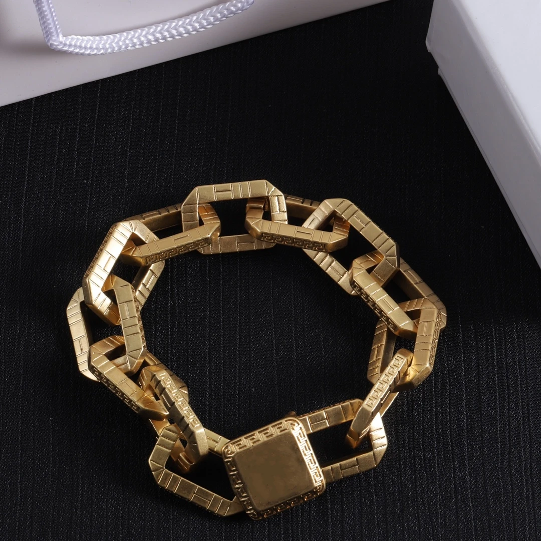 

Hip Hop Street Gold Thick Chain Necklace Bronze Bracelet Earring Set
