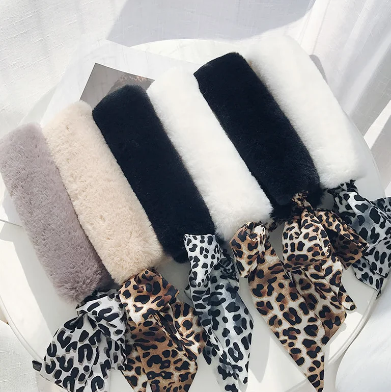 2022 New Leopard Printed Silk Scarf Women Scarf Warm Soft Cashmere Thicken Shawls Scarves for Women Scarves Women Ring Present