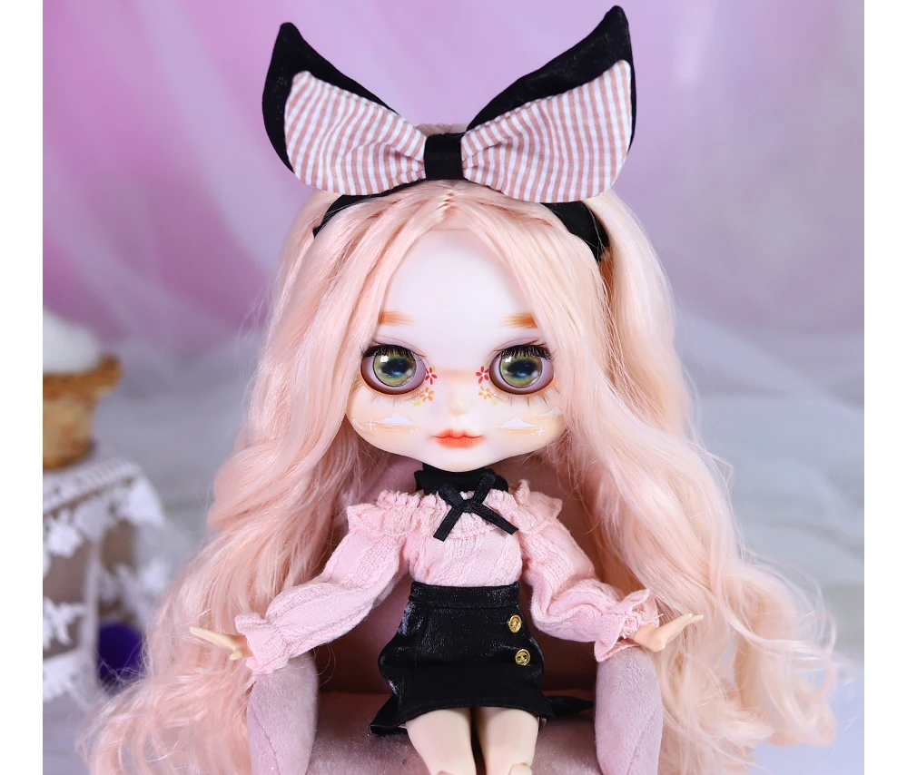 Samantha – Premium Custom Neo Blythe Doll with Pink Hair, White Skin & Matte Cute Face 13