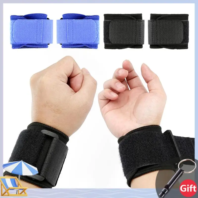 

1Pair Sports Wristbands Adjustable Wrist Support Bracers For Gym Sports Wristband Carpal Protector Breathable Wrap Band Strap
