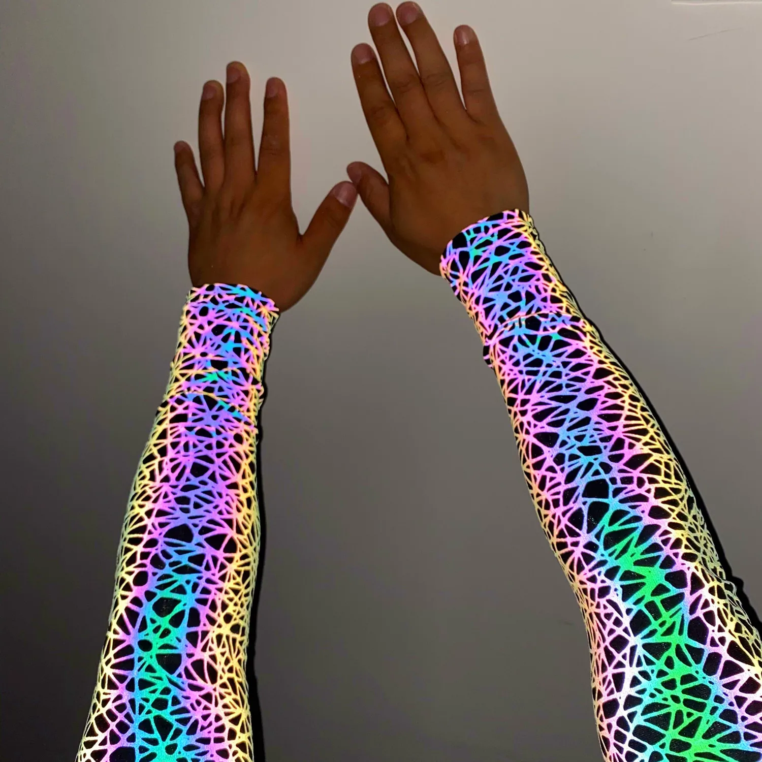 Techwear Style Rainbow Reflective Arm Warmers Men Women Basketball Cycling Sport Multifunction Reflect Light Sleeves Arms Cover