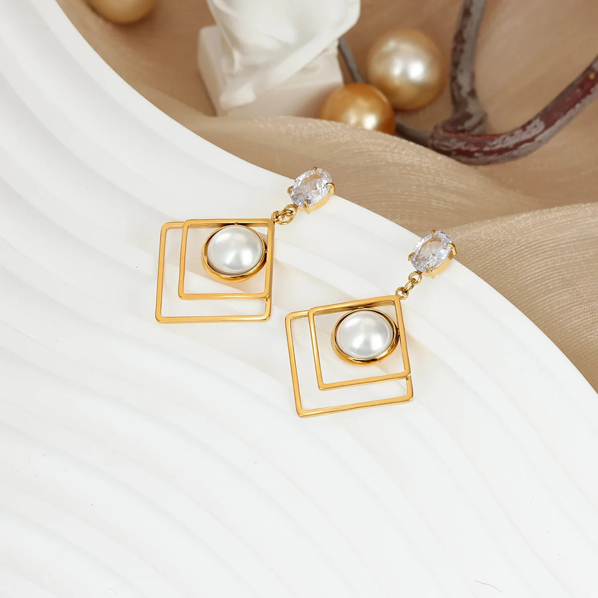 Pearl Zircon Hollow Geometric Earrings For Women Girls