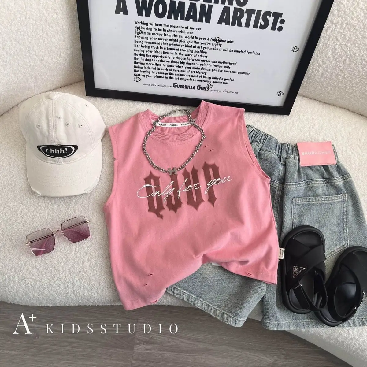 

Boys Summer Set Vest and Shorts Set 2024 New Childrens Fashion T-shirt and Shorts Korean Edition Fashion Casual Summer Clothes