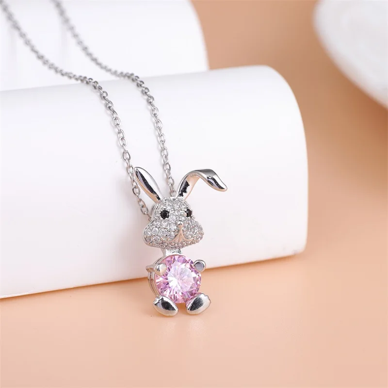 Women's Fashion Light Luxury Cute Rabbit Necklace