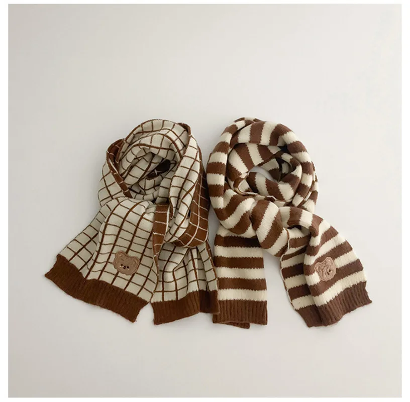 

New style warm scarf Children's scarves in autumn and winter Simple and lovely cartoon bear Boys and girls' knitting baby's